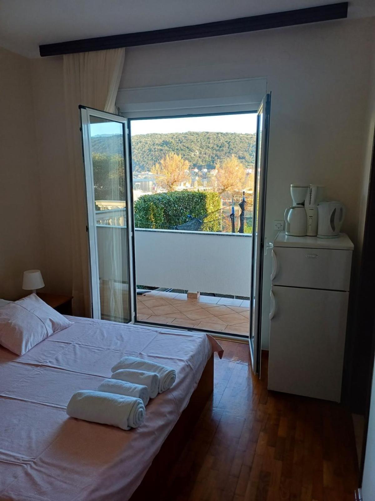 Apartamento Tomulic Jasna I Miljenko Supetarska Draga Exterior foto