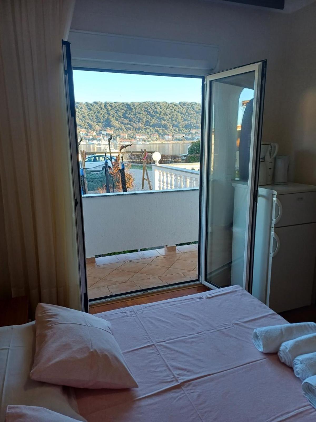 Apartamento Tomulic Jasna I Miljenko Supetarska Draga Exterior foto