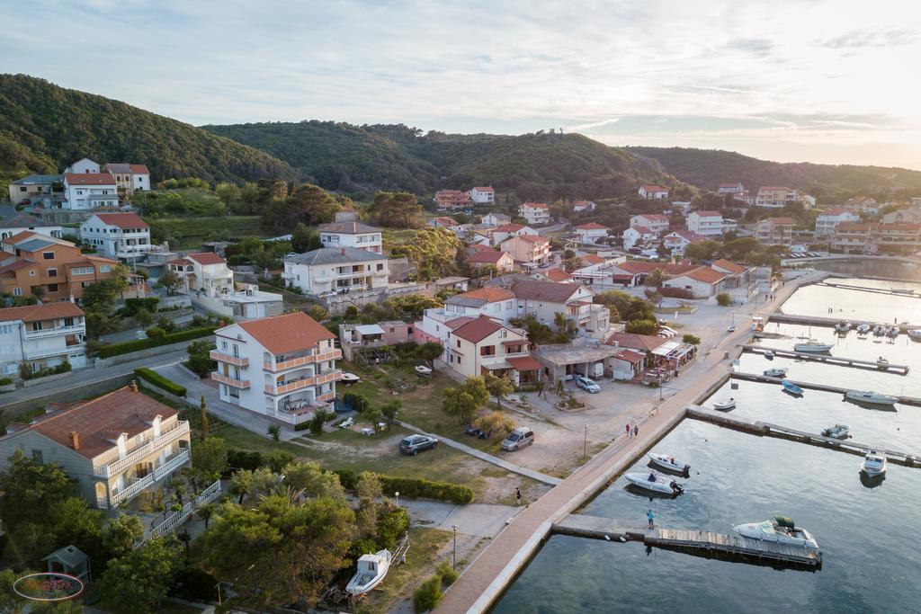 Apartamento Tomulic Jasna I Miljenko Supetarska Draga Exterior foto