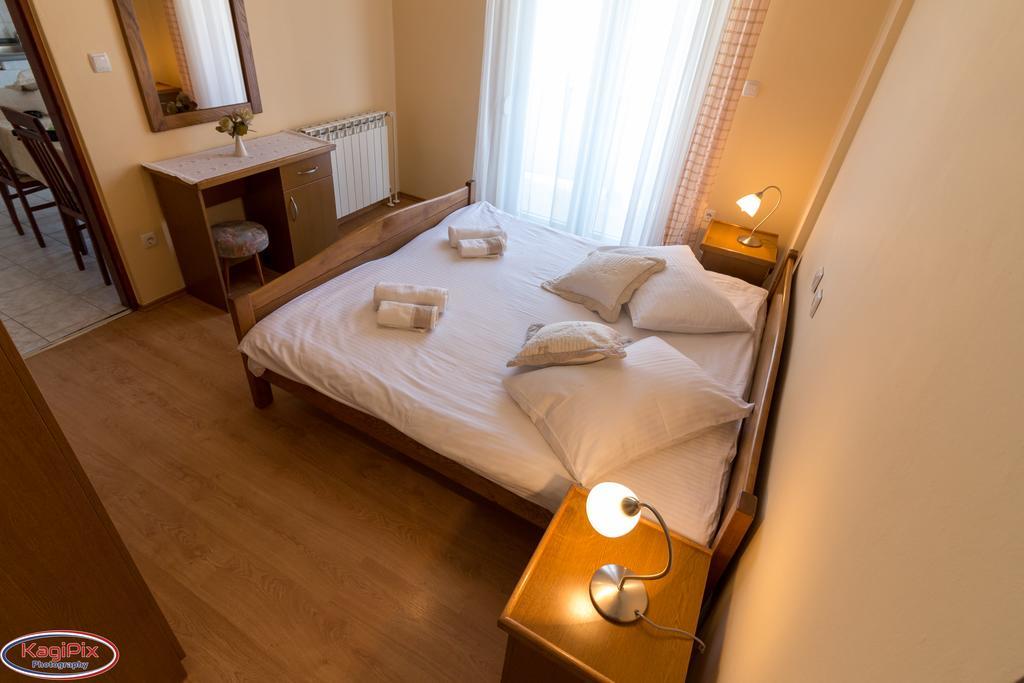 Apartamento Tomulic Jasna I Miljenko Supetarska Draga Exterior foto